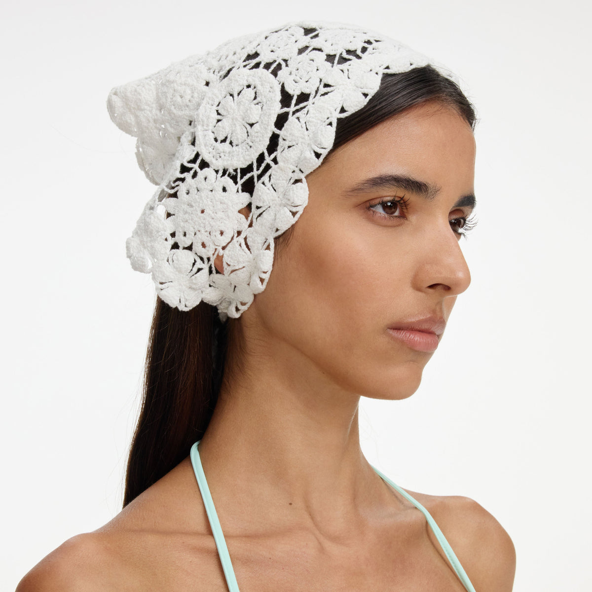 Beyaz Tığ İşi Bandana