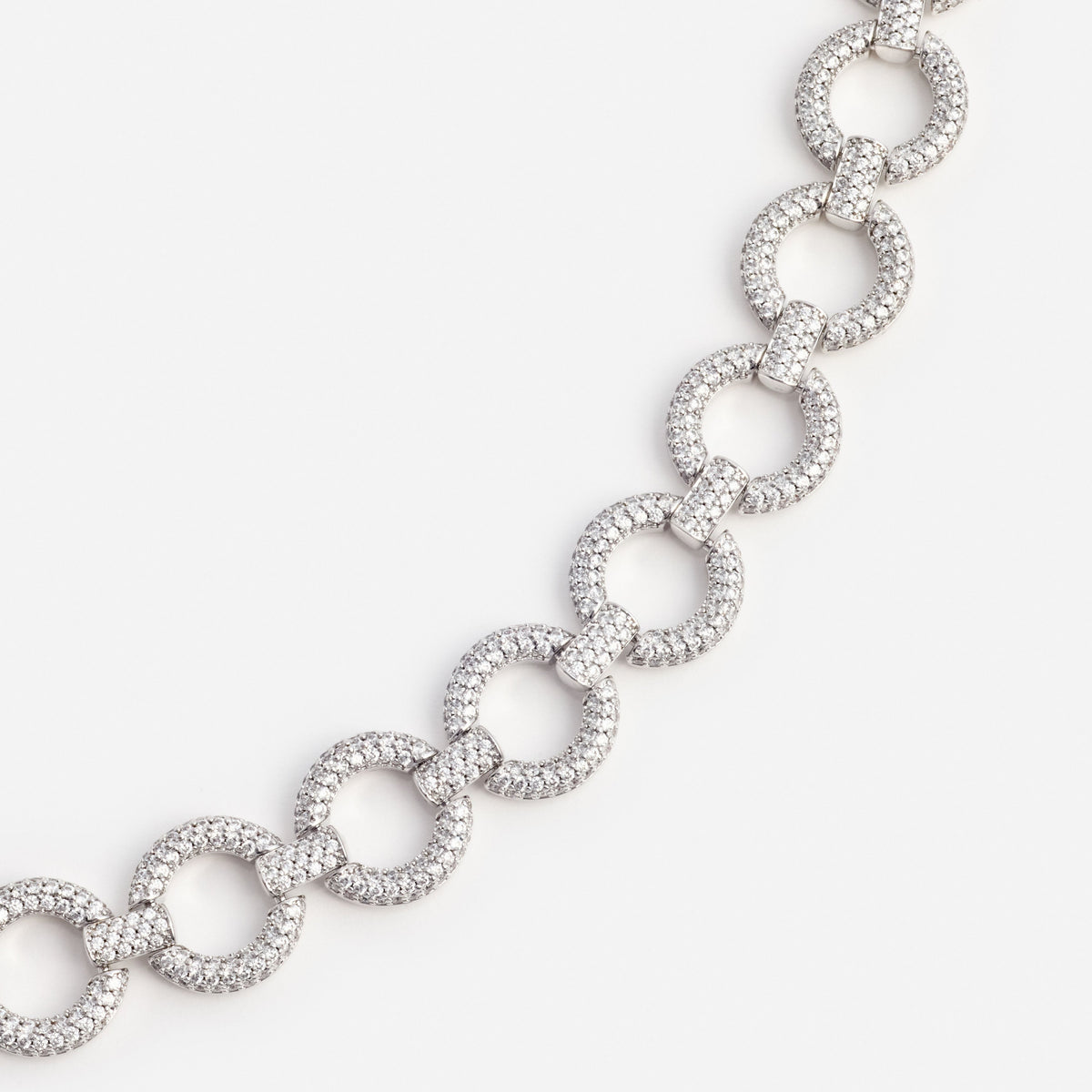 Gümüş Kristal Detaylı Zincir Choker Kolye