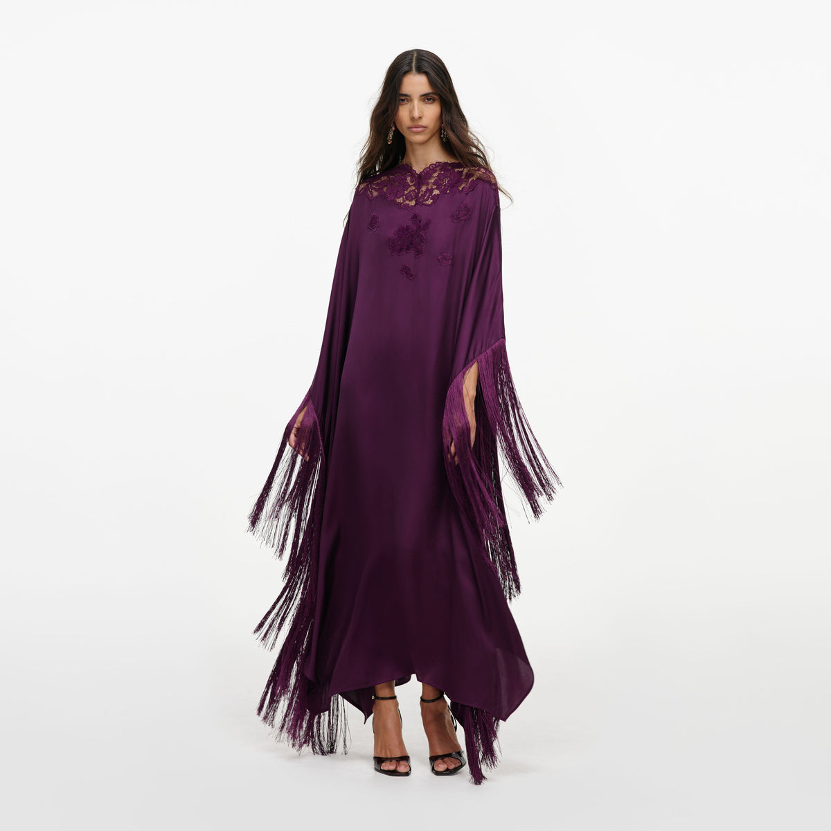Mor Saten Püskül Detaylı Kaftan