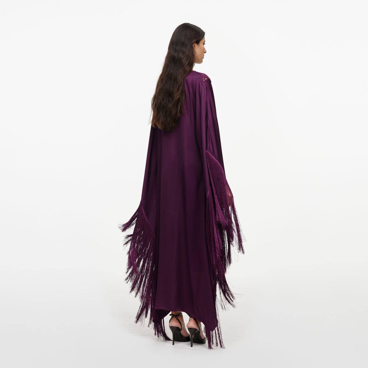 Mor Saten Püskül Detaylı Kaftan