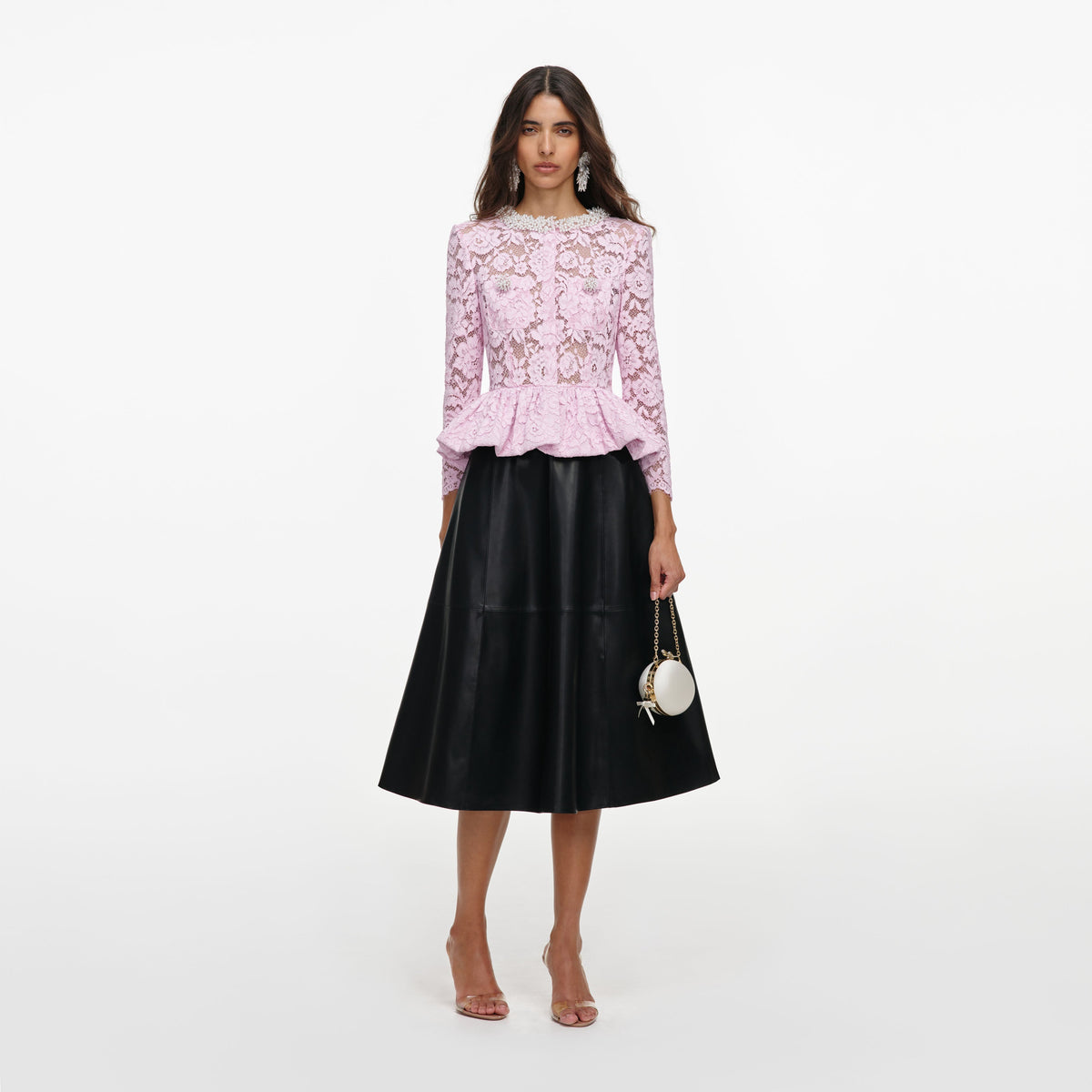Pembe Dantelli ve Peplum Detaylı Bluz