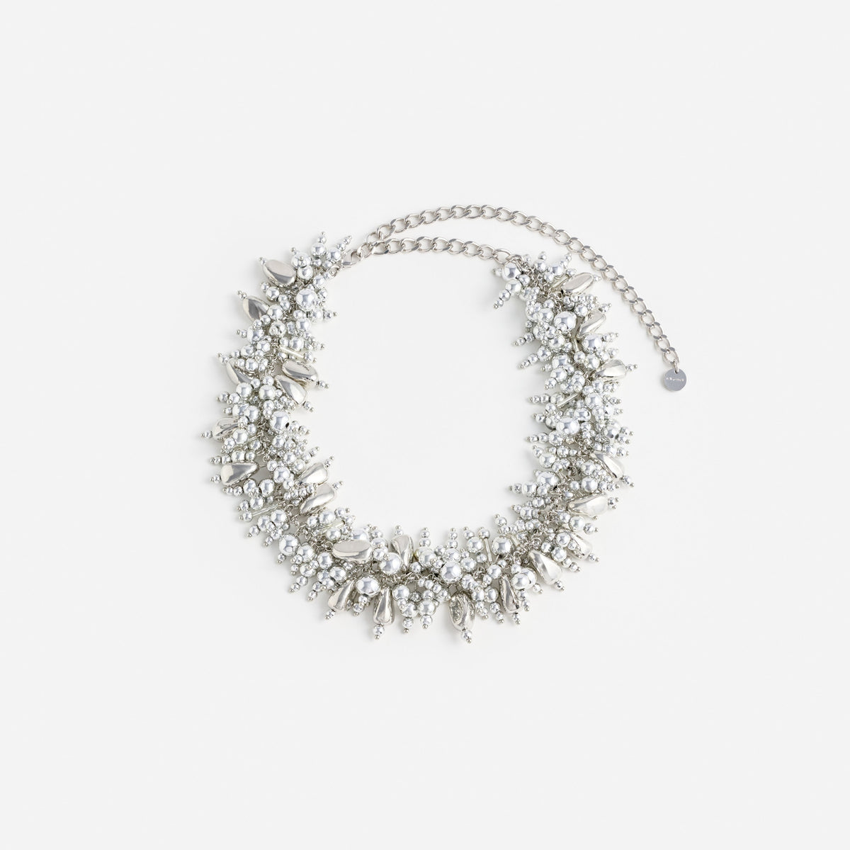 Gümüş Boncuk Detaylı Choker Kolye