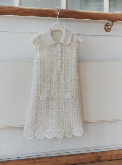 Krem Çiçek Detaylı Örme Çocuk Elbise