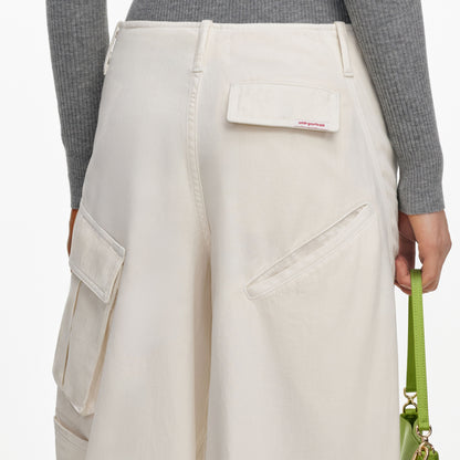 Krem Cep Detaylı Denim Pantolon