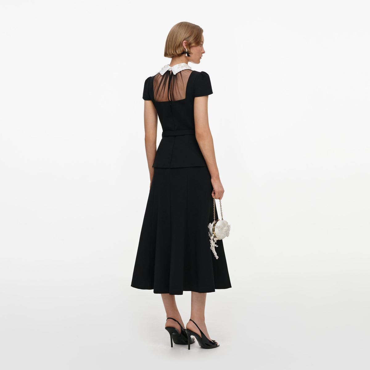 Siyah Fiyonk Detaylı Peplum Midi Elbise