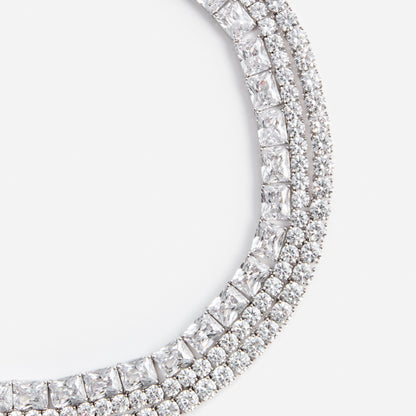 Gümüş Çoklu Kristal Detaylı Choker Kolye
