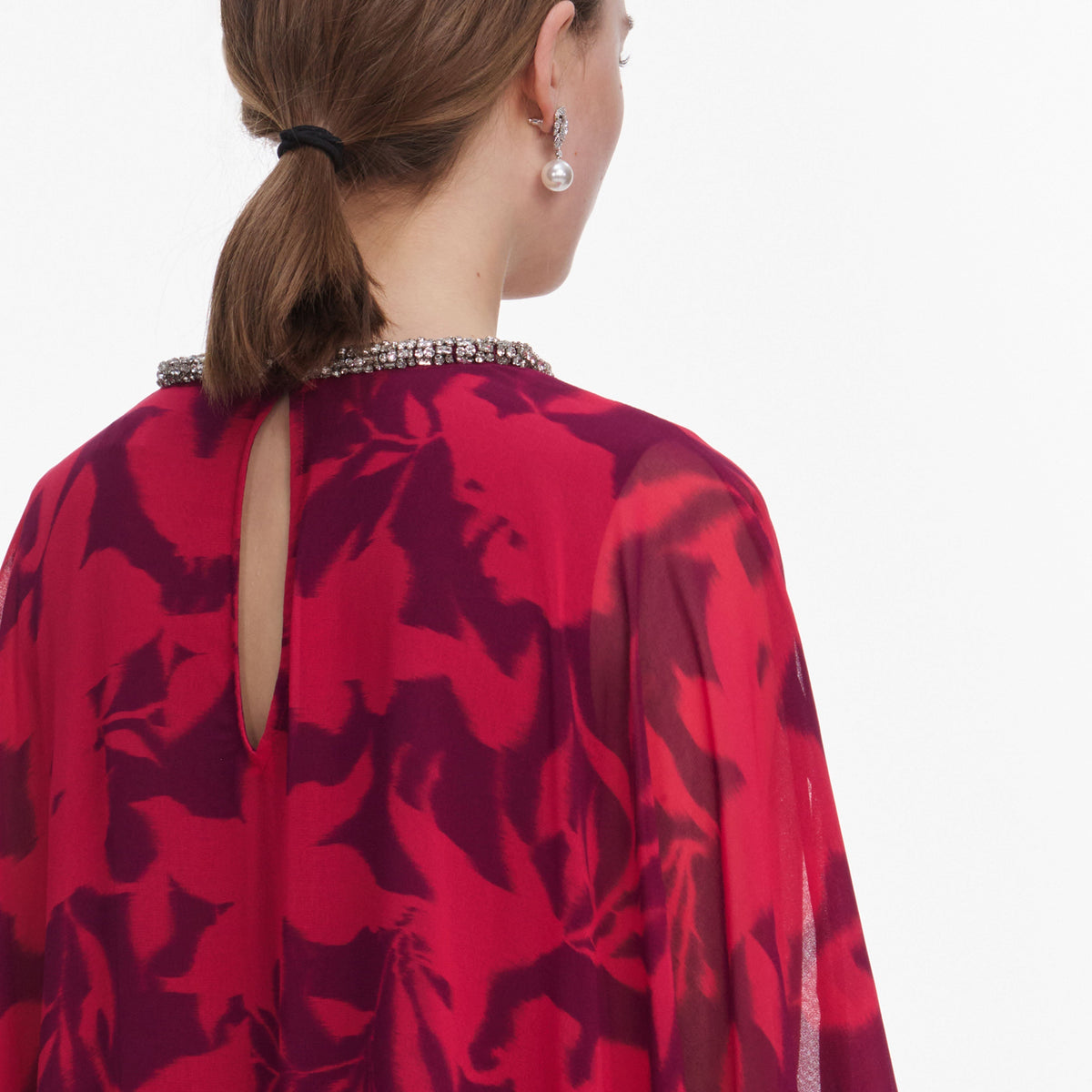 Pembe Çiçek Desenli Dökümlü Kaftan Elbise