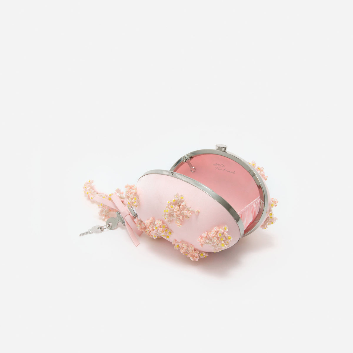 Pembe Saten Çiçek İşlemeli Oval Portföy Çanta