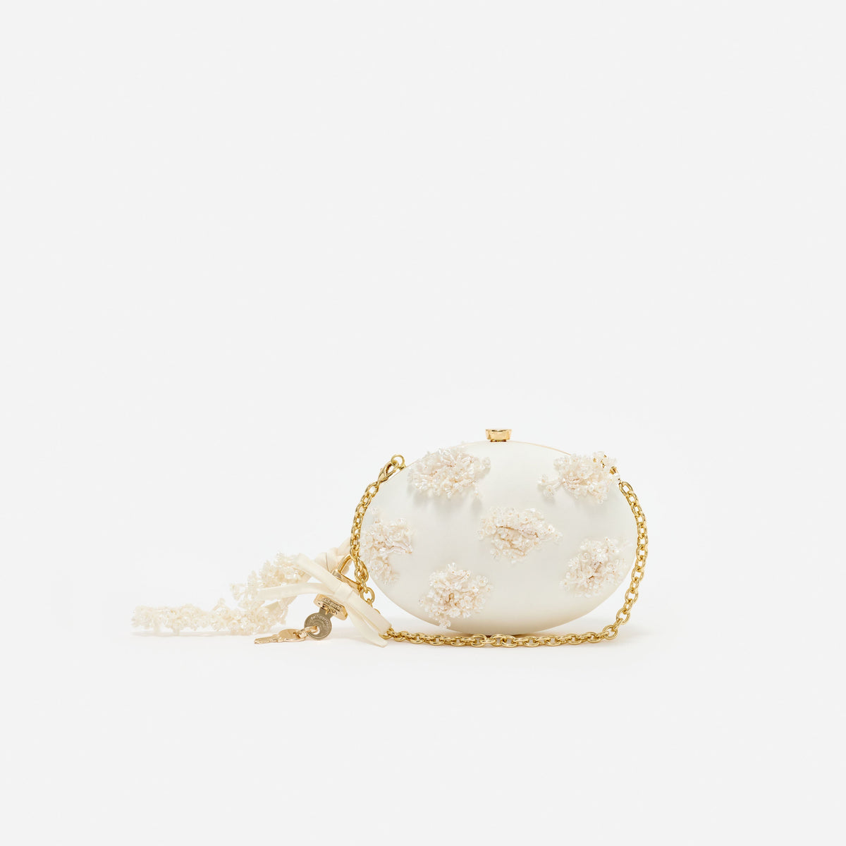 Krem Saten Çiçek ve Boncuk Detaylı Oval Clutch Çanta