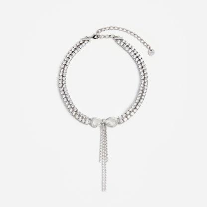 Gümüş Çift Sıra Kristal Fiyonk Detaylı Choker Kolye