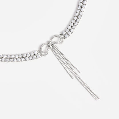 Gümüş Çift Sıra Kristal Fiyonk Detaylı Choker Kolye