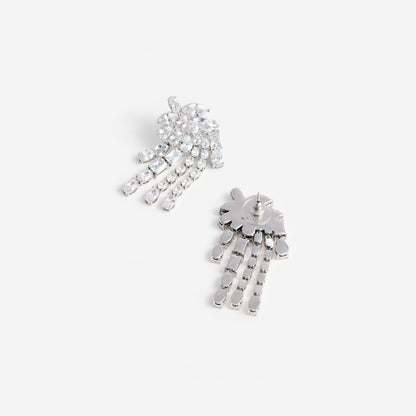 Gümüş Çoklu Kristal Detaylı Sallantılı Küpe