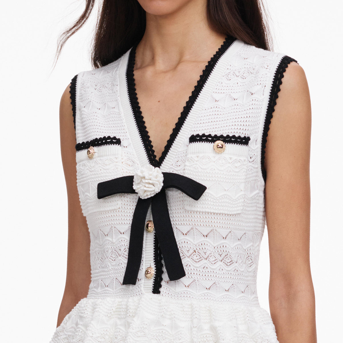 Beyaz Peplum ve Ajurlu Triko Mini Elbise