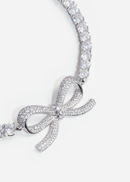 Gümüş Kristal Fiyonk Detaylı Kolye