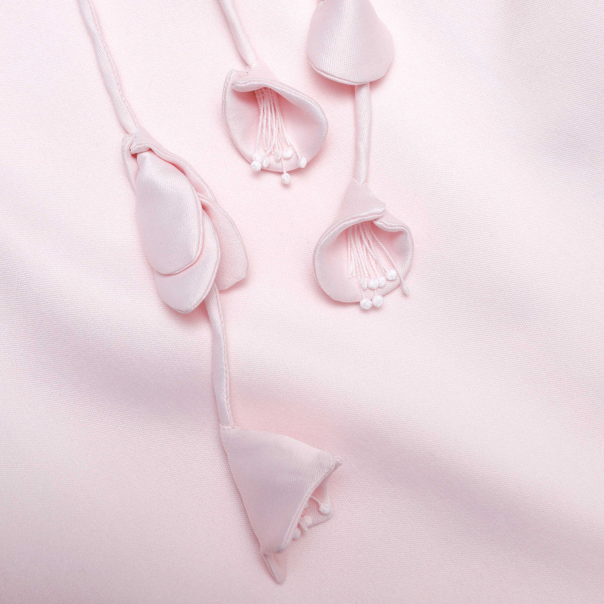Pembe Çiçek Detaylı Tafta Mini Elbise
