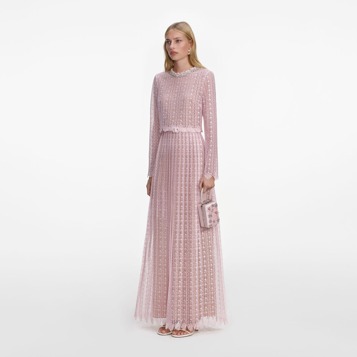 Pembe Organze Dantel Detaylı Maxi Elbise