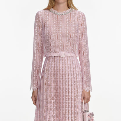 Pembe Organze Dantel Detaylı Maxi Elbise