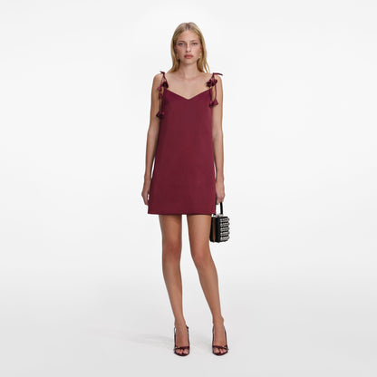 Bordo Saten Çiçek Detaylı Mini Elbise