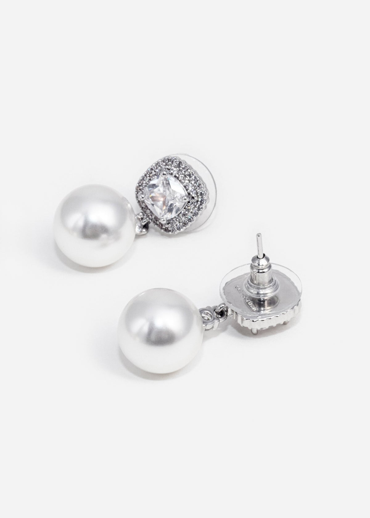 Gümüş İnci ve Kristal Detaylı Küpe
