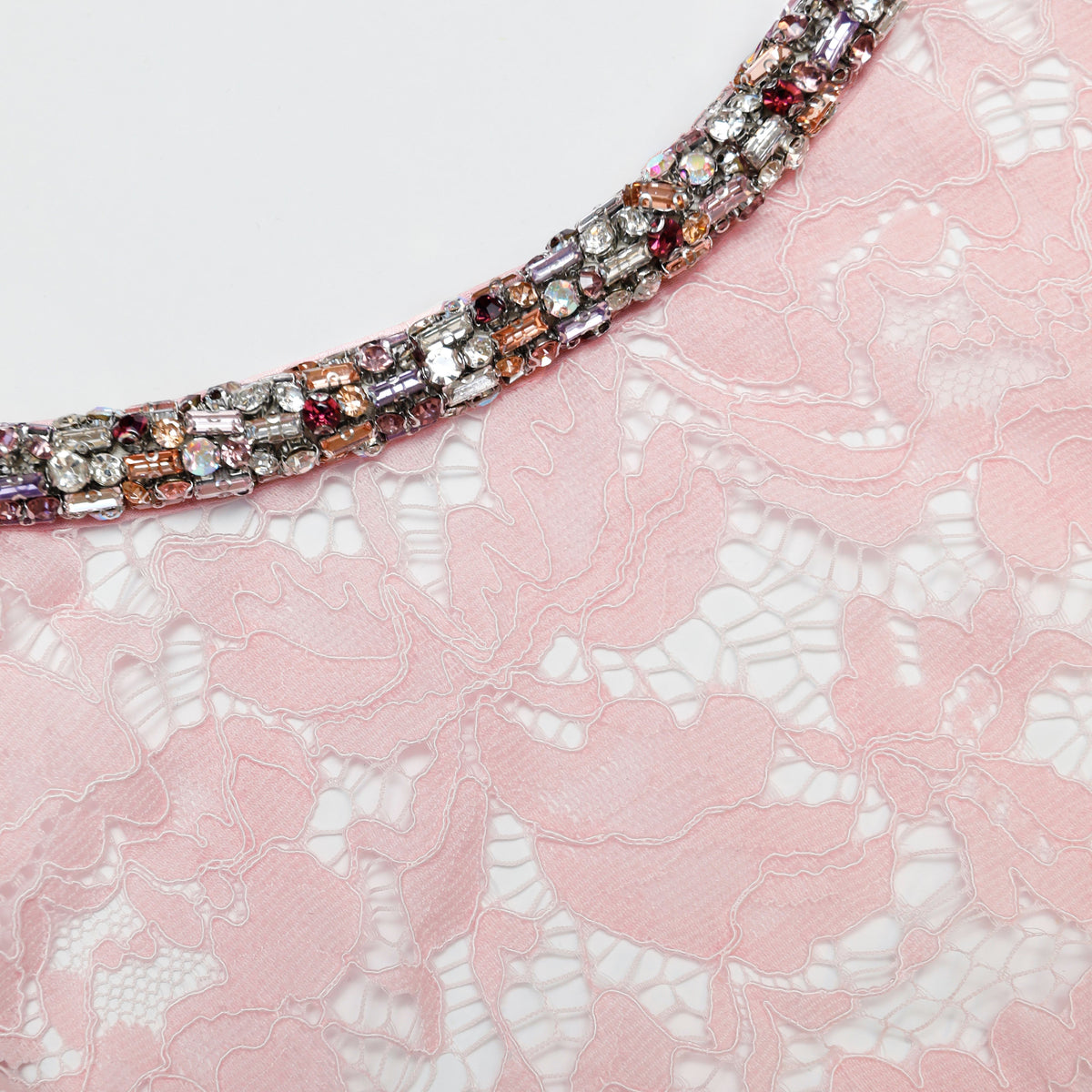 Pembe Kristal Taşlı Dantel Mini Elbise
