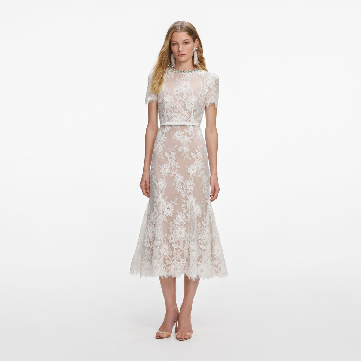 Beyaz Payet ve Dantel Detaylı Midi Elbise
