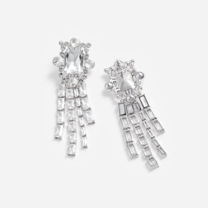 Gümüş Kristal Detaylı Sallantılı Küpe