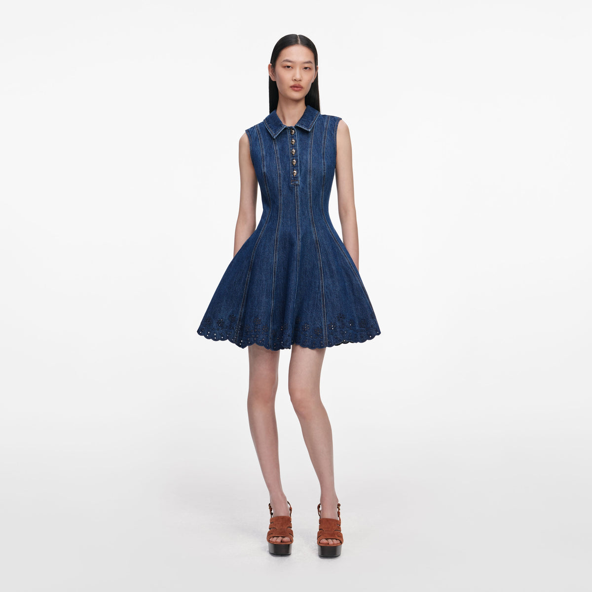 Mavi Denim ve Broderi Detaylı Mini Elbise