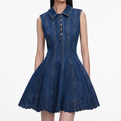 Mavi Denim ve Broderi Detaylı Mini Elbise