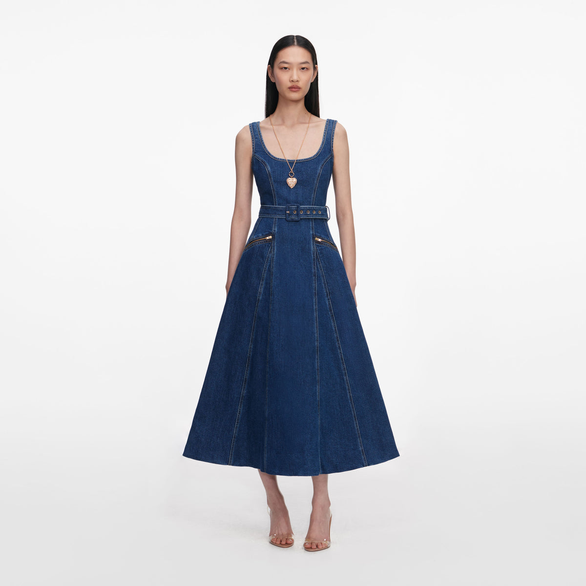 Mavi Kemer Detaylı Geniş Etekli Denim Midi Elbise