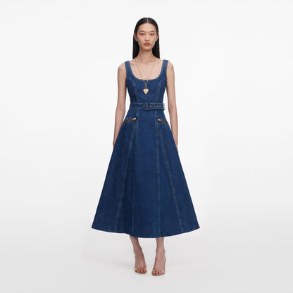 Mavi Kemer Detaylı Geniş Etekli Denim Midi Elbise